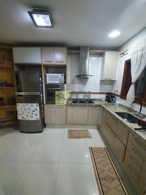 Casa, 3 quartos, 180 m² - Foto 7