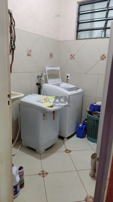 Casa, 3 quartos, 235 m² - Foto 19