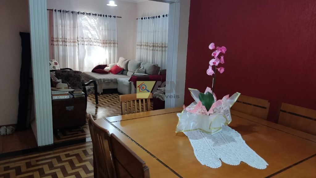 Casa, 3 quartos, 235 m² - Foto 9