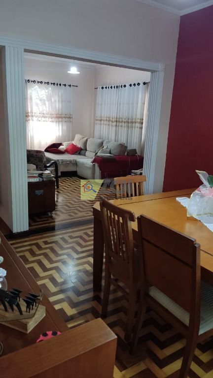 Casa, 3 quartos, 235 m² - Foto 10