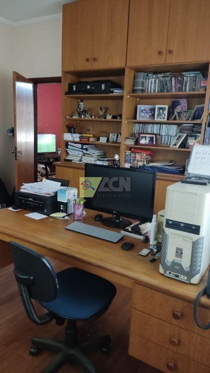 Casa, 3 quartos, 235 m² - Foto 11