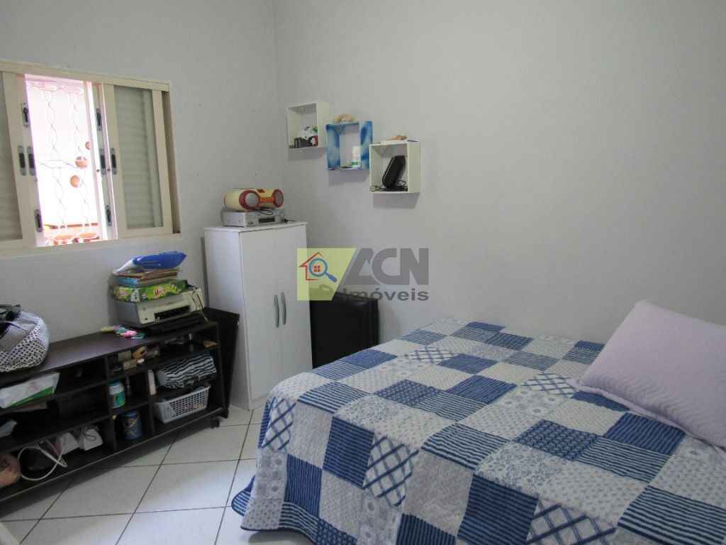 Casa, 4 quartos, 180 m² - Foto 17