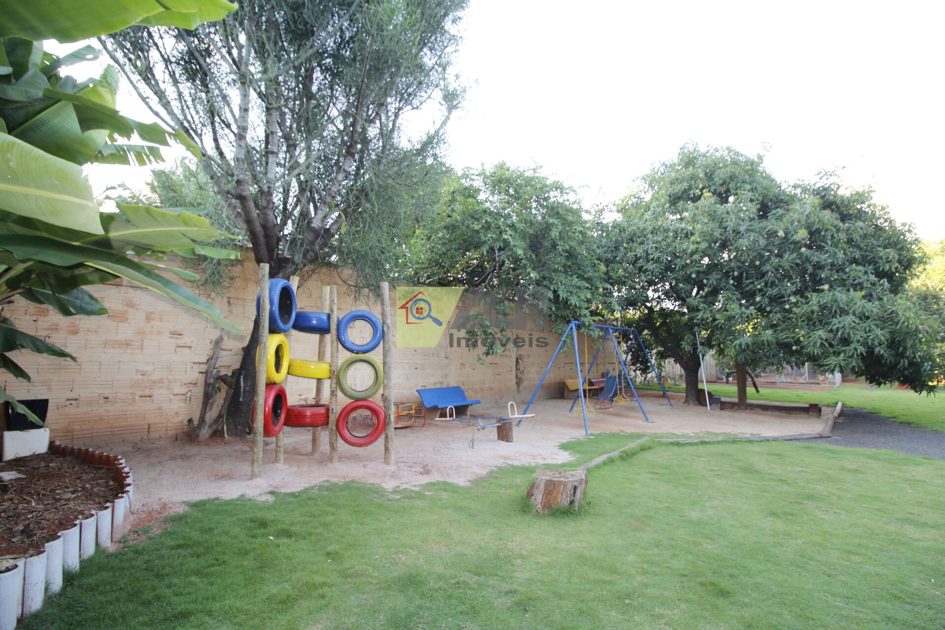 Chácara, 2 quartos, 2405 m² - Foto 12