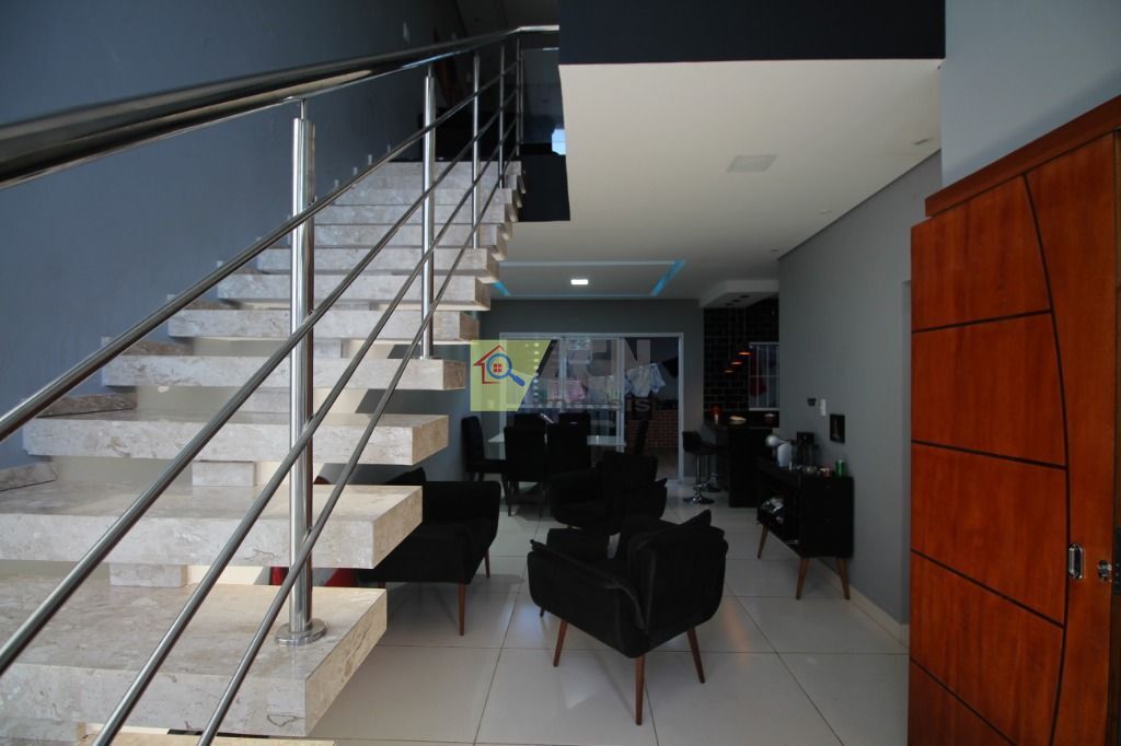 Sobrado, 3 quartos, 240 m² - Foto 6