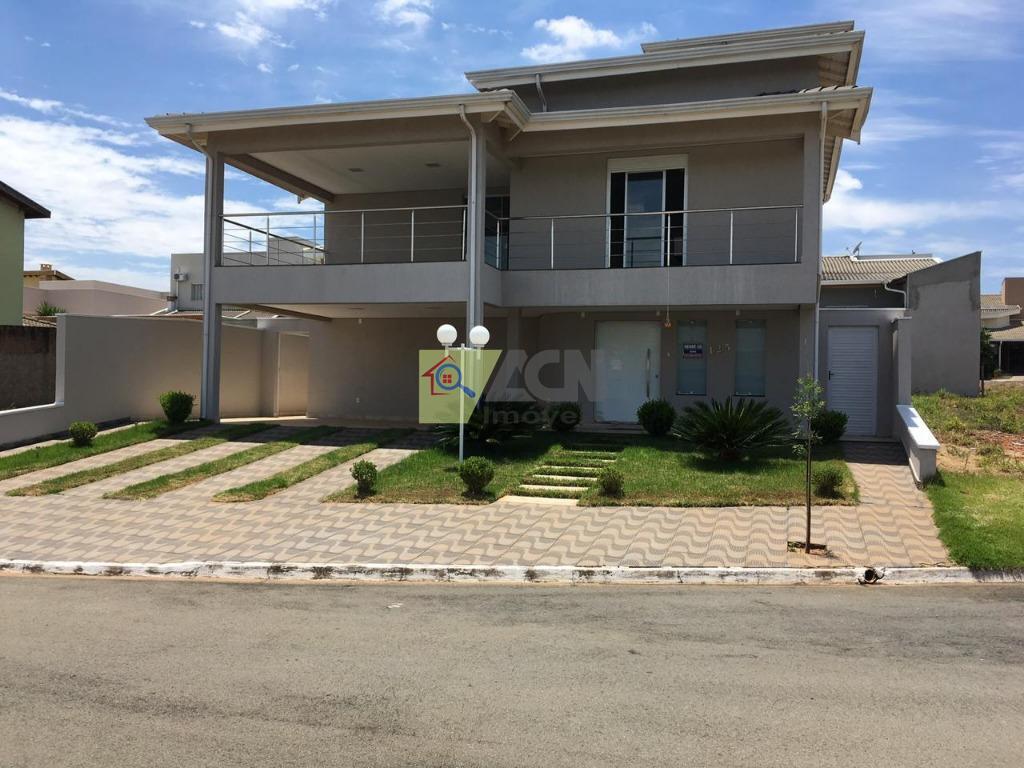 Sobrado, 3 quartos, 368 m² - Foto 1