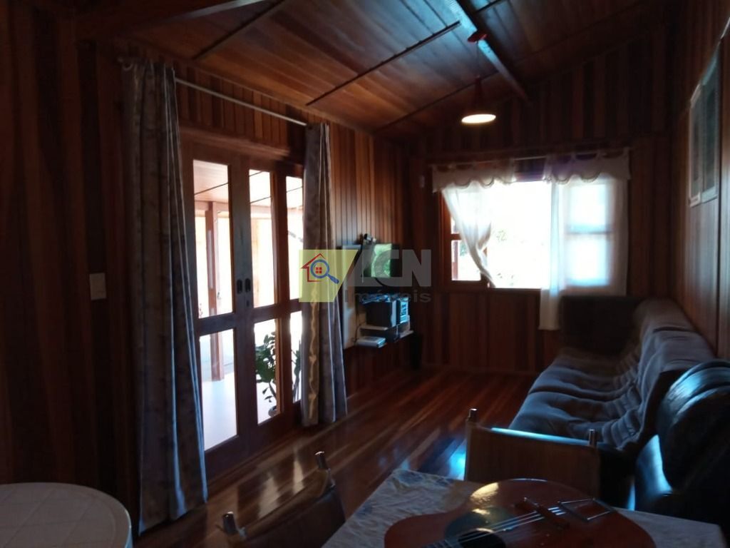 Chácara, 3 quartos, 1570 m² - Foto 4