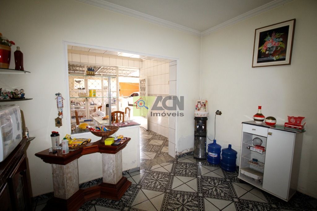 Casa, 4 quartos, 200 m² - Foto 13