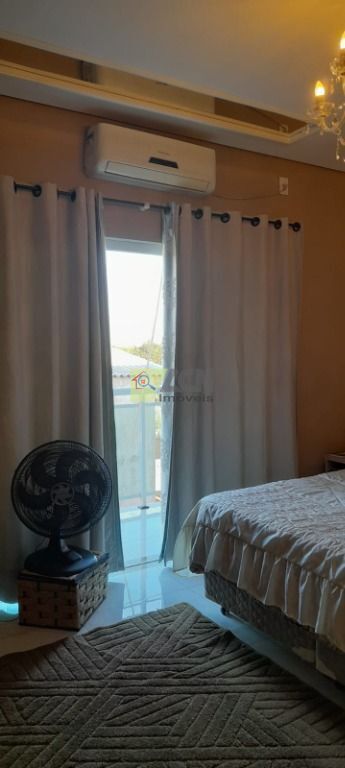 Casa, 3 quartos, 213 m² - Foto 29