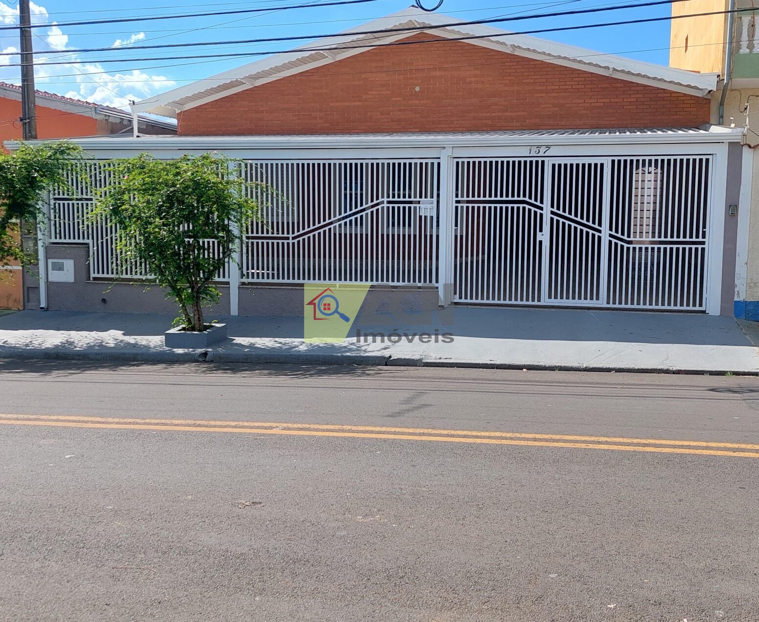 Casa, 4 quartos, 185 m² - Foto 1