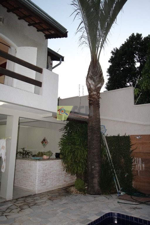 Casa, 4 quartos, 261 m² - Foto 49