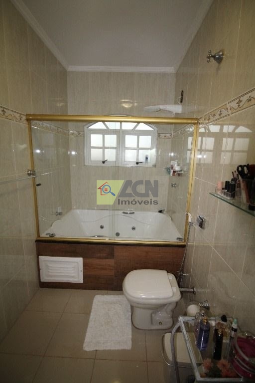 Casa, 4 quartos, 261 m² - Foto 35