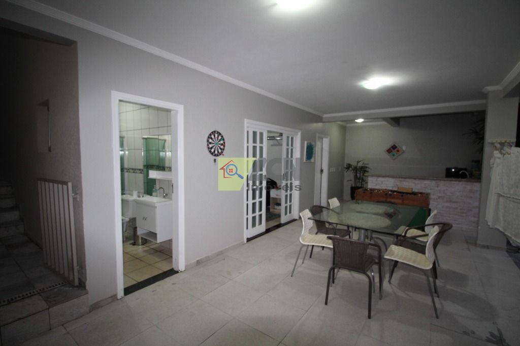 Casa, 4 quartos, 261 m² - Foto 53