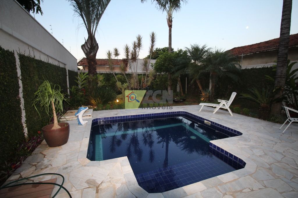 Casa, 4 quartos, 261 m² - Foto 47