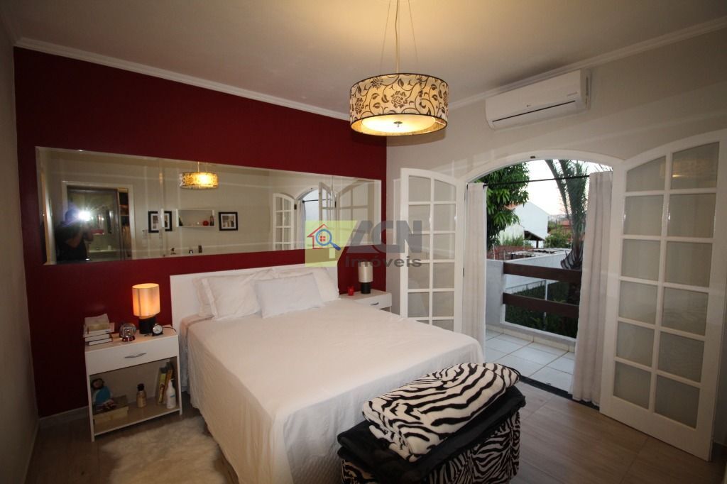 Casa, 4 quartos, 261 m² - Foto 28