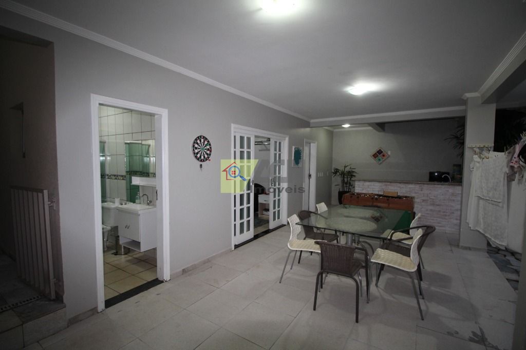 Casa, 4 quartos, 261 m² - Foto 54