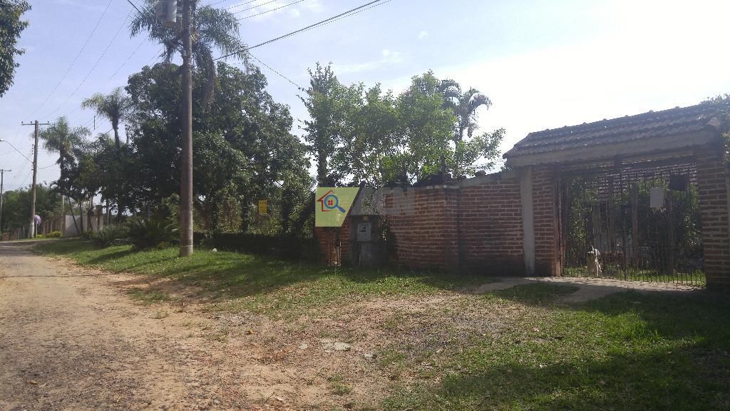 Chácara, 3 quartos, 2085 m² - Foto 1