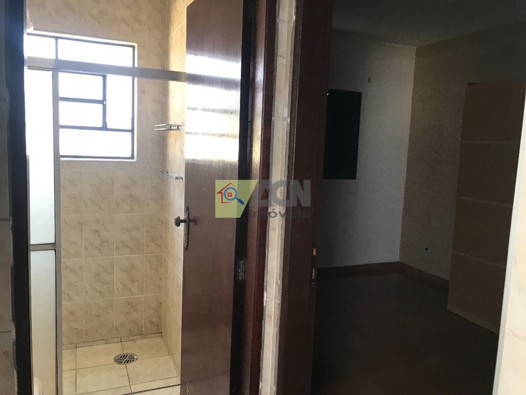 Casa, 4 quartos, 180 m² - Foto 13