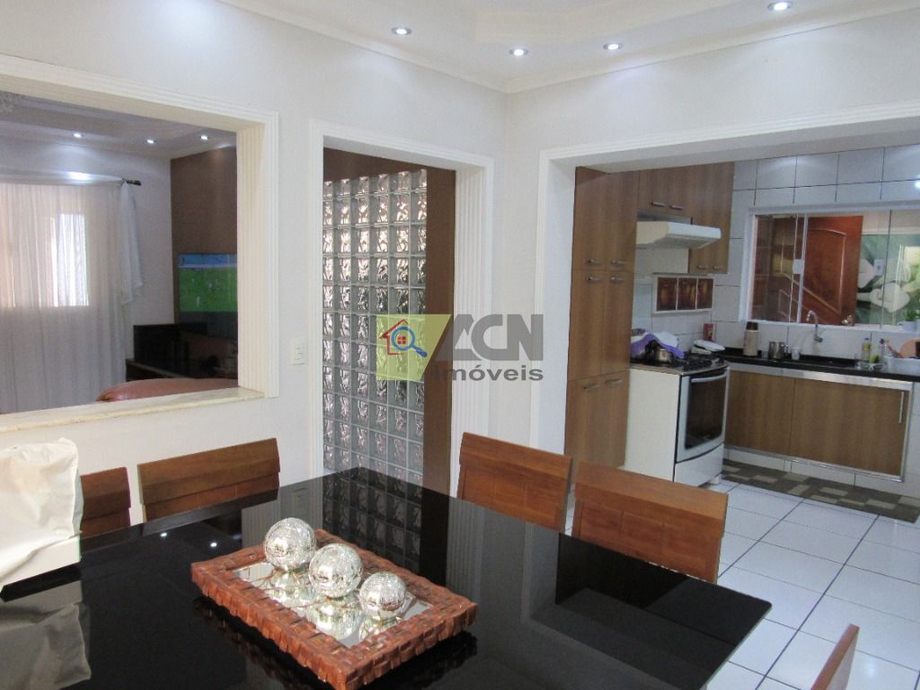 Casa, 4 quartos, 220 m² - Foto 9