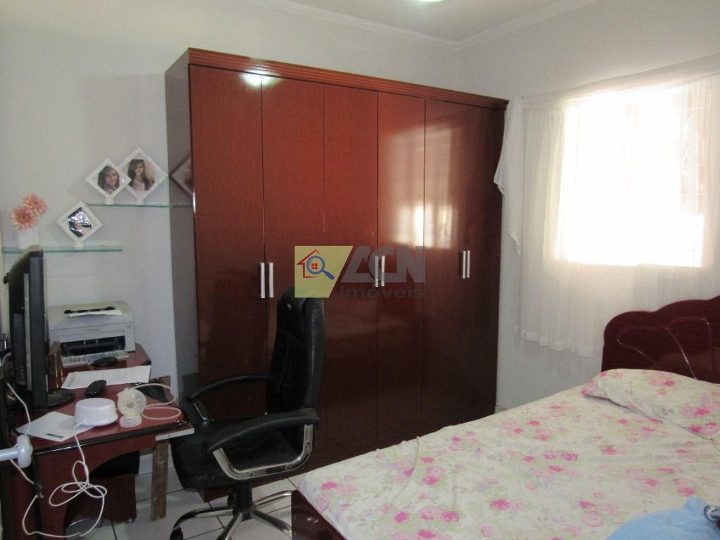 Casa, 4 quartos, 220 m² - Foto 16