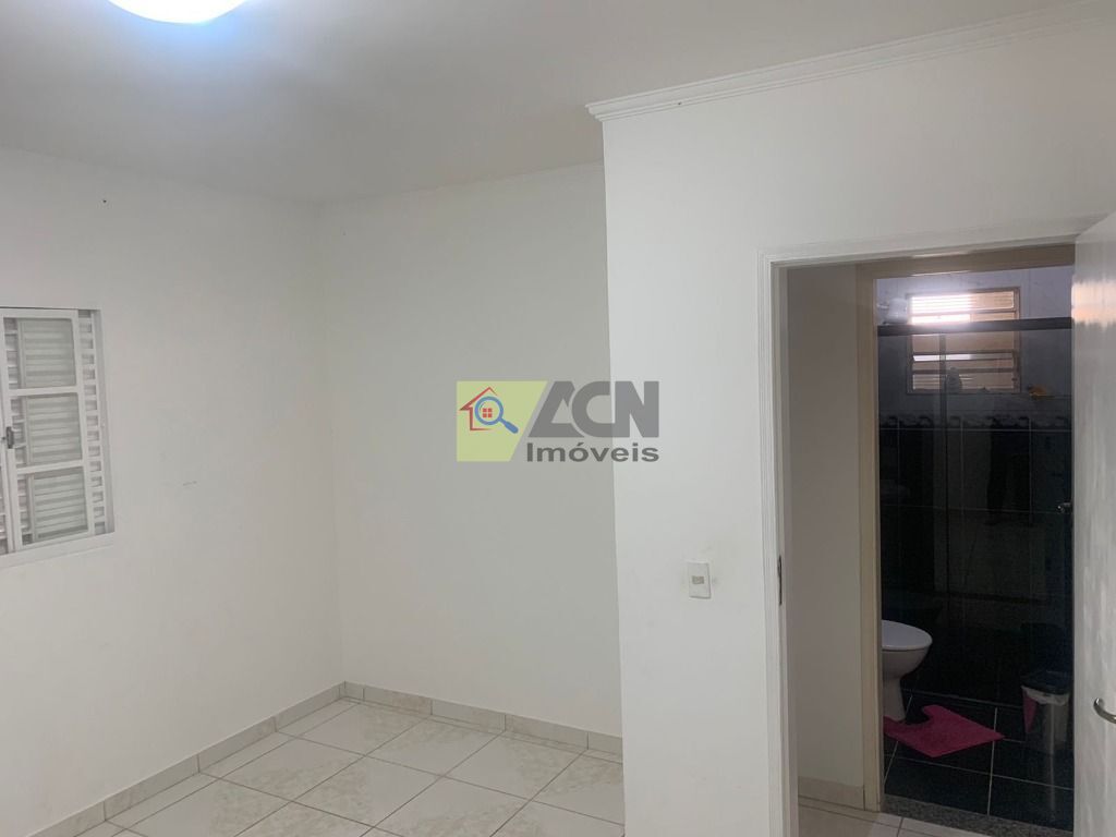Sobrado, 4 quartos, 220 m² - Foto 2