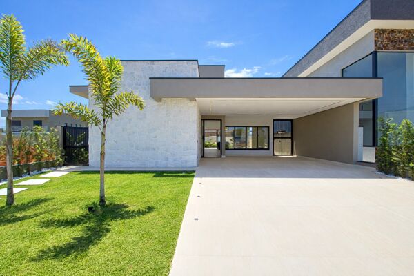 Casa Térrea na Praia em Peruíbe: Conforto, Praticidade e Valorização