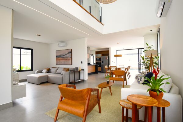 Vantagens de Comprar uma Casa Mobiliada na Praia em Peruíbe