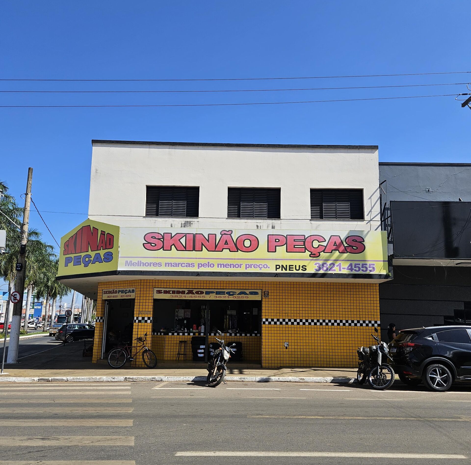 Apartamento para Alugar no Cristo Redentor em Patos de Minas com 3 Quartos sendo um suíte