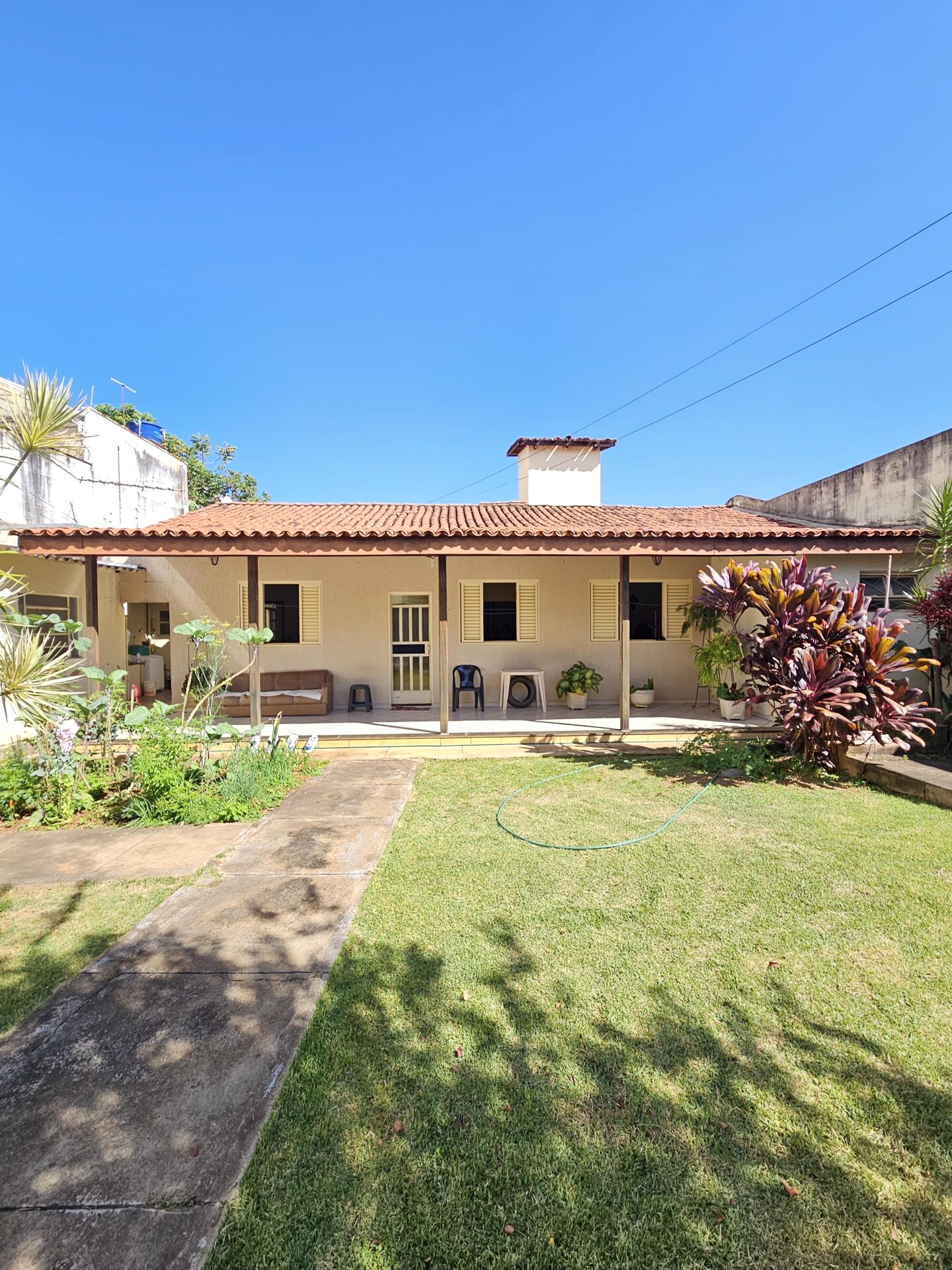 Casa à Venda no Centro de Patos de Minas com 351,58 m² de Terreno e Forte Potencial para Investimento