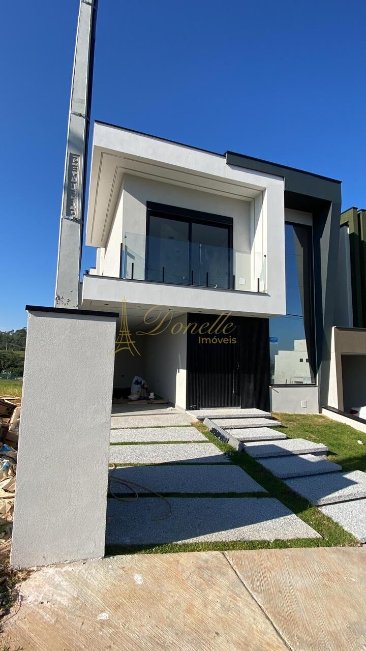 Casa, 3 quartos, 191 m² - Foto 1
