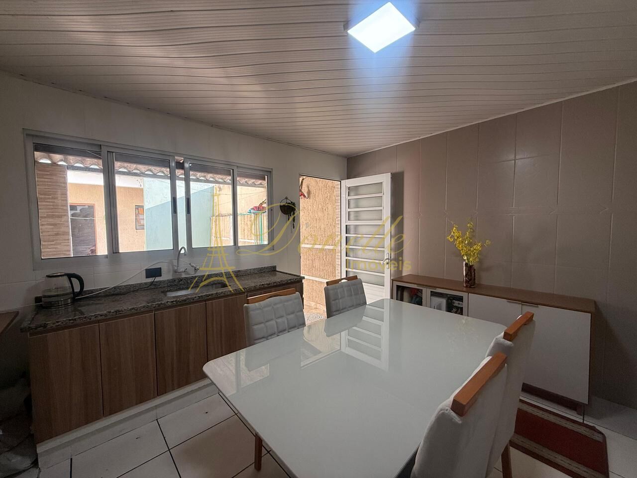Casa, 2 quartos, 180 m² - Foto 14