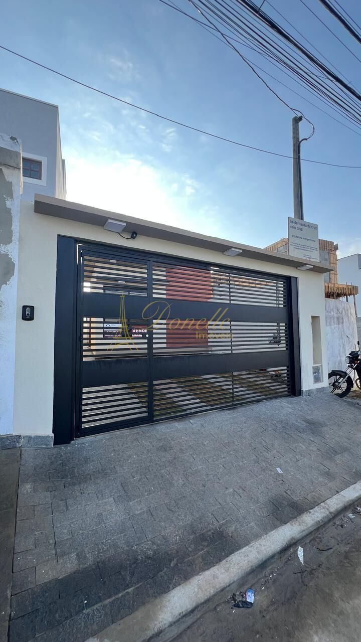 Casa, 3 quartos, 74 m² - Foto 1