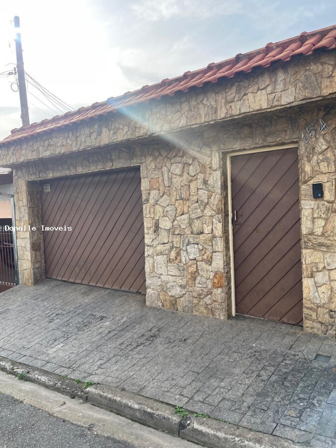 Sobrado, 3 quartos, 180 m² - Foto 1