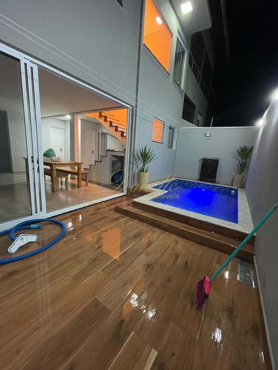Casa, 3 quartos, 270 m² - Foto 12