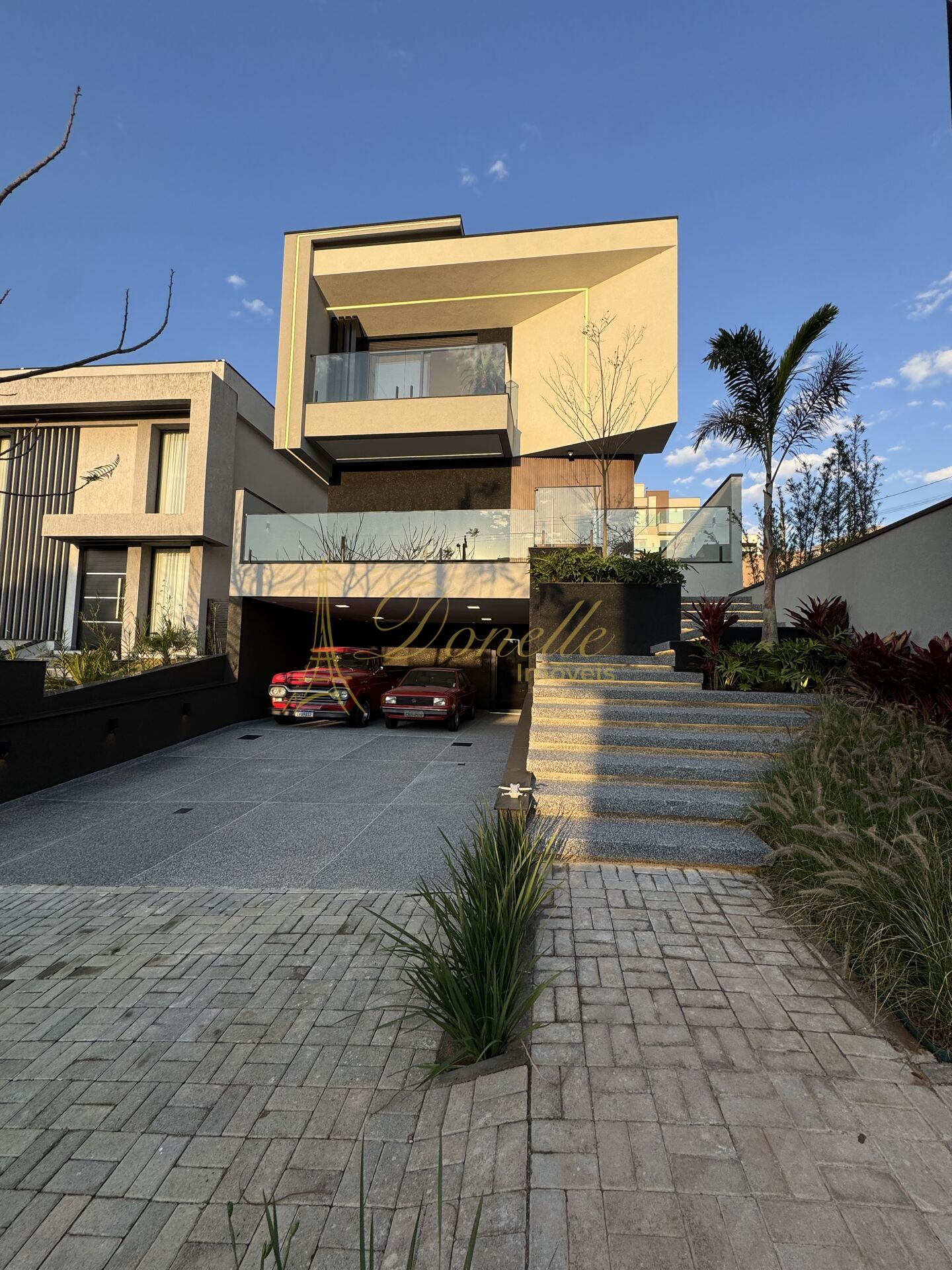 Casa, 4 quartos, 408 m² - Foto 1