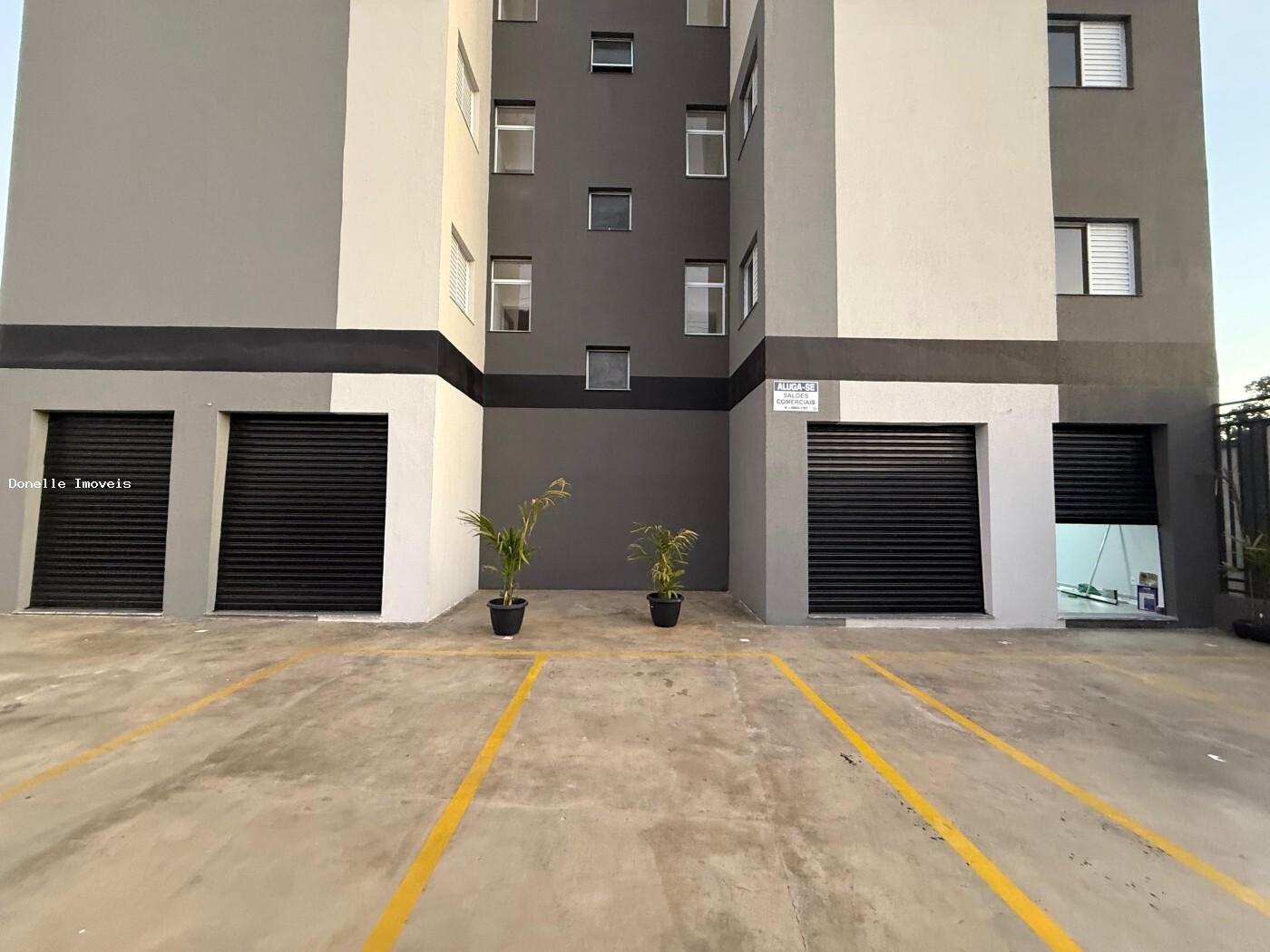 Loja-Salão, 90 m² - Foto 1