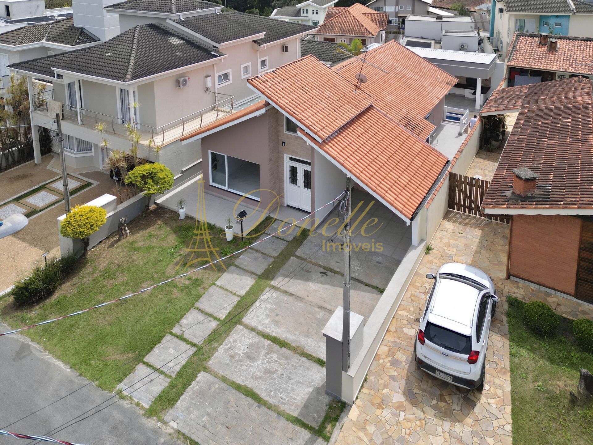 Casa, 3 quartos, 207 m² - Foto 2