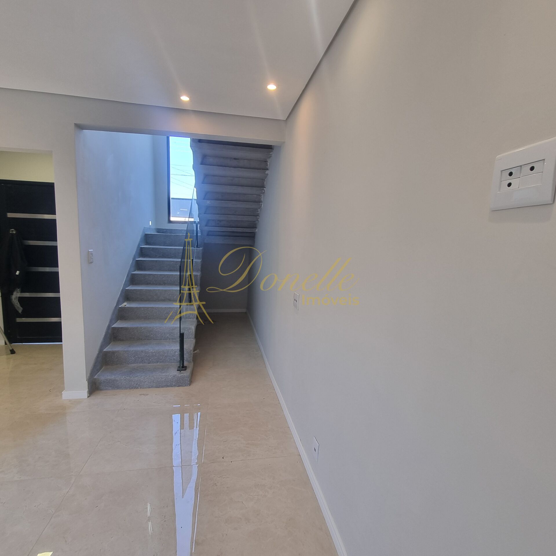 Casa, 3 quartos, 122 m² - Foto 1
