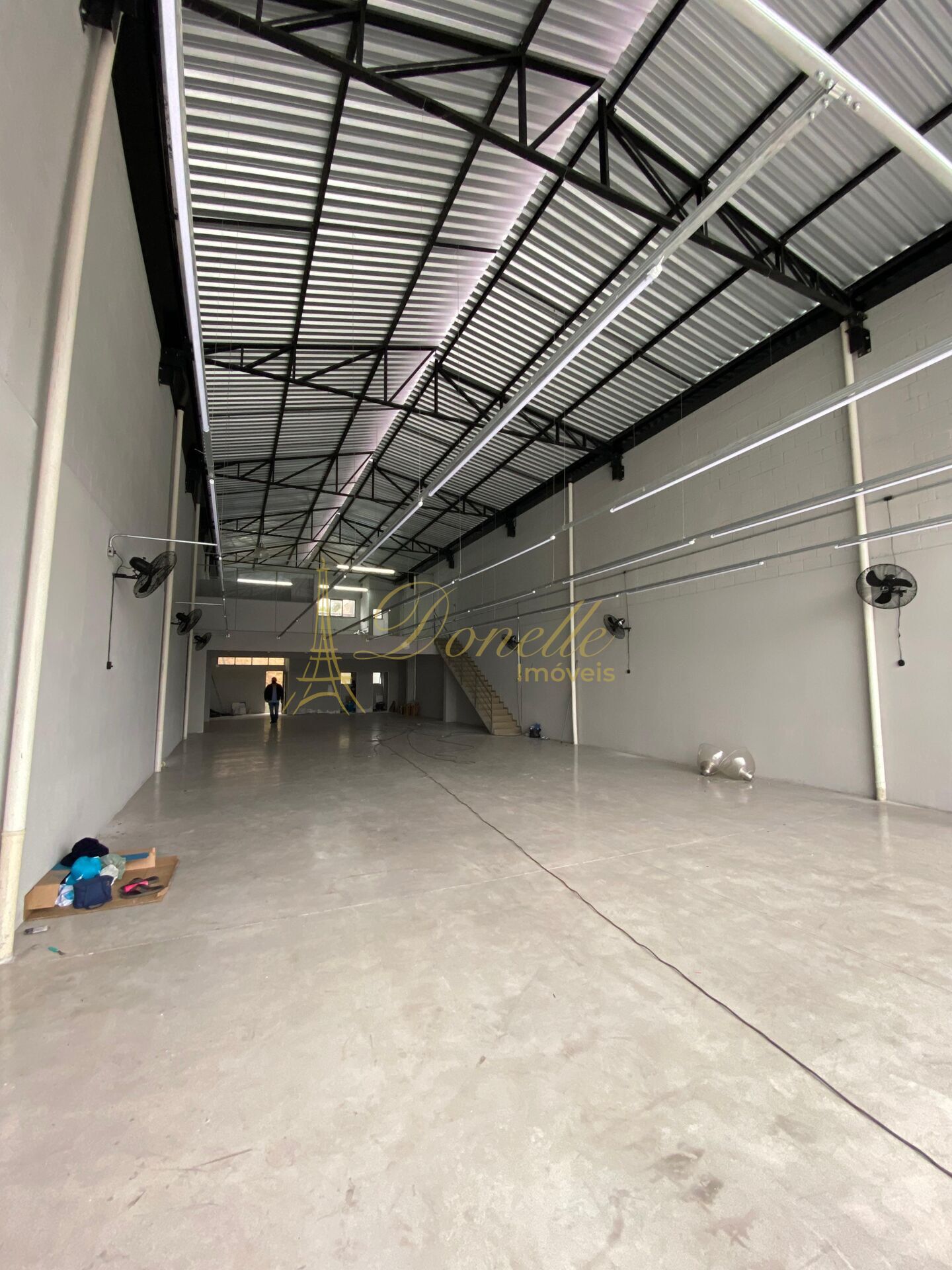 Depósito-Galpão, 408 m² - Foto 1