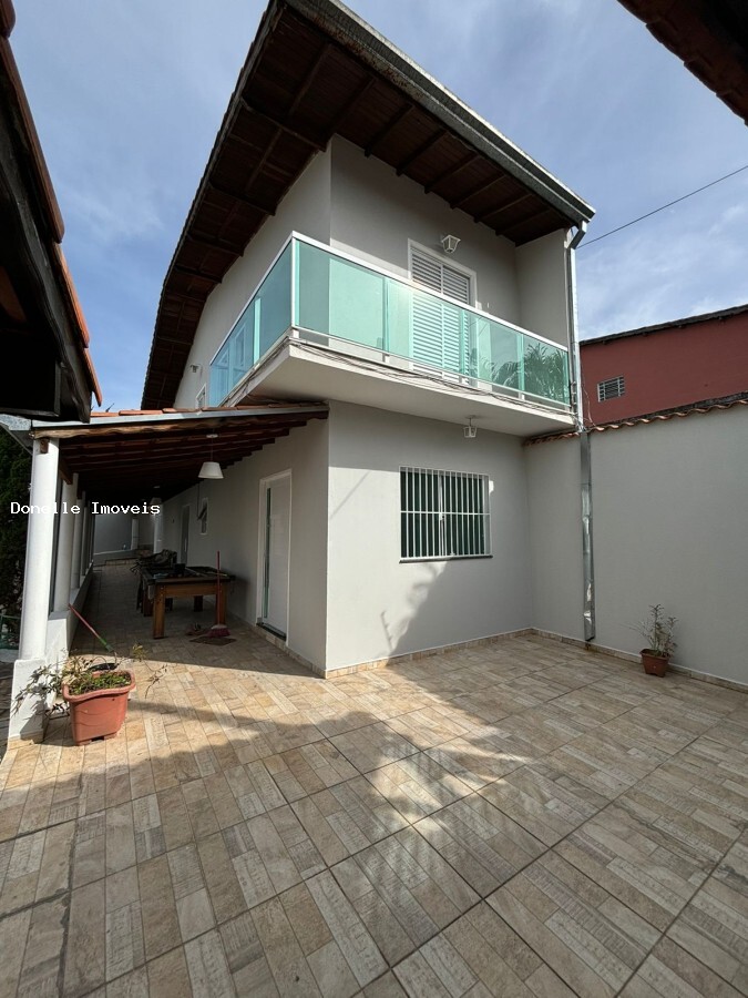 Sobrado, 3 quartos, 200 m² - Foto 2