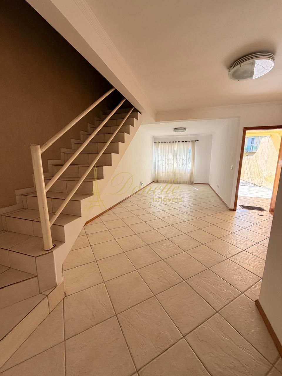 Casa, 3 quartos, 180 m² - Foto 1