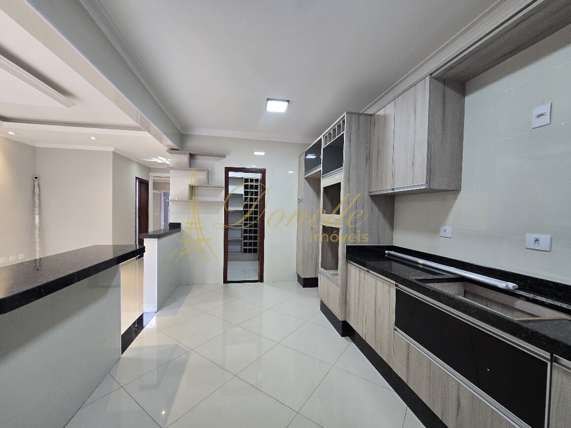 Sobrado, 3 quartos, 303 m² - Foto 17