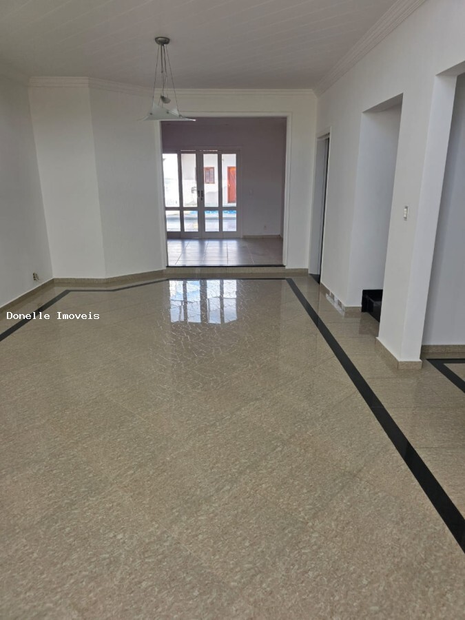 Sobrado, 5 quartos, 356 m² - Foto 4