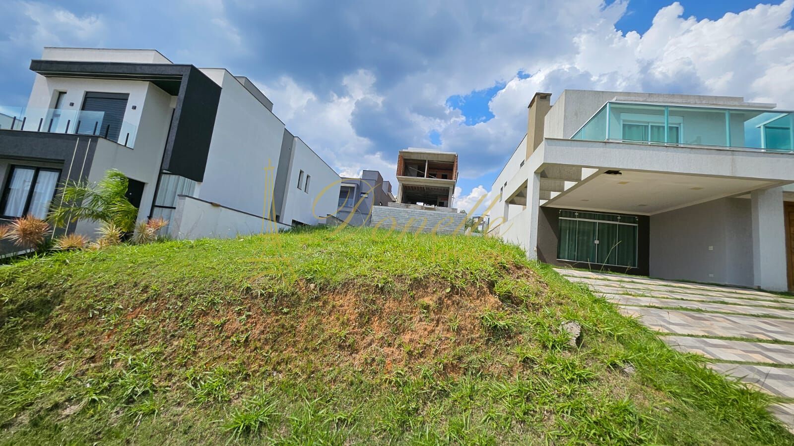 Terreno, 300 m² - Foto 1