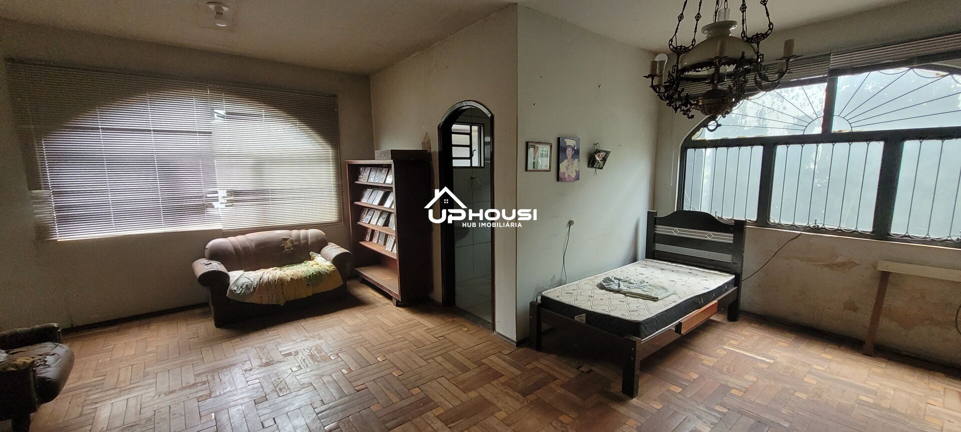 Casa, 5 quartos, 309 m² - Foto 2