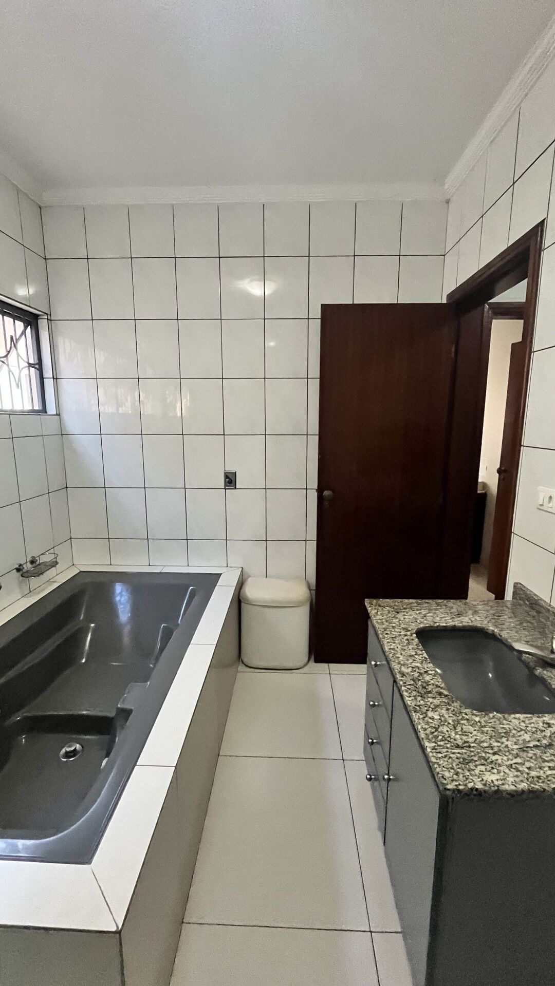 Casa à venda com 3 quartos, 223m² - Foto 25