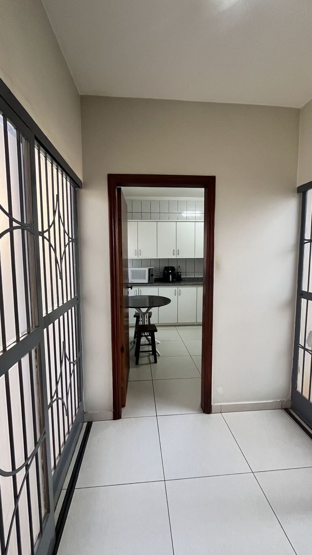 Casa à venda com 3 quartos, 223m² - Foto 10
