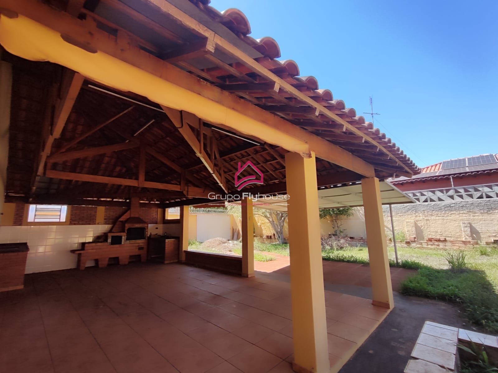 Casa para alugar com 4 quartos, 300m² - Foto 19