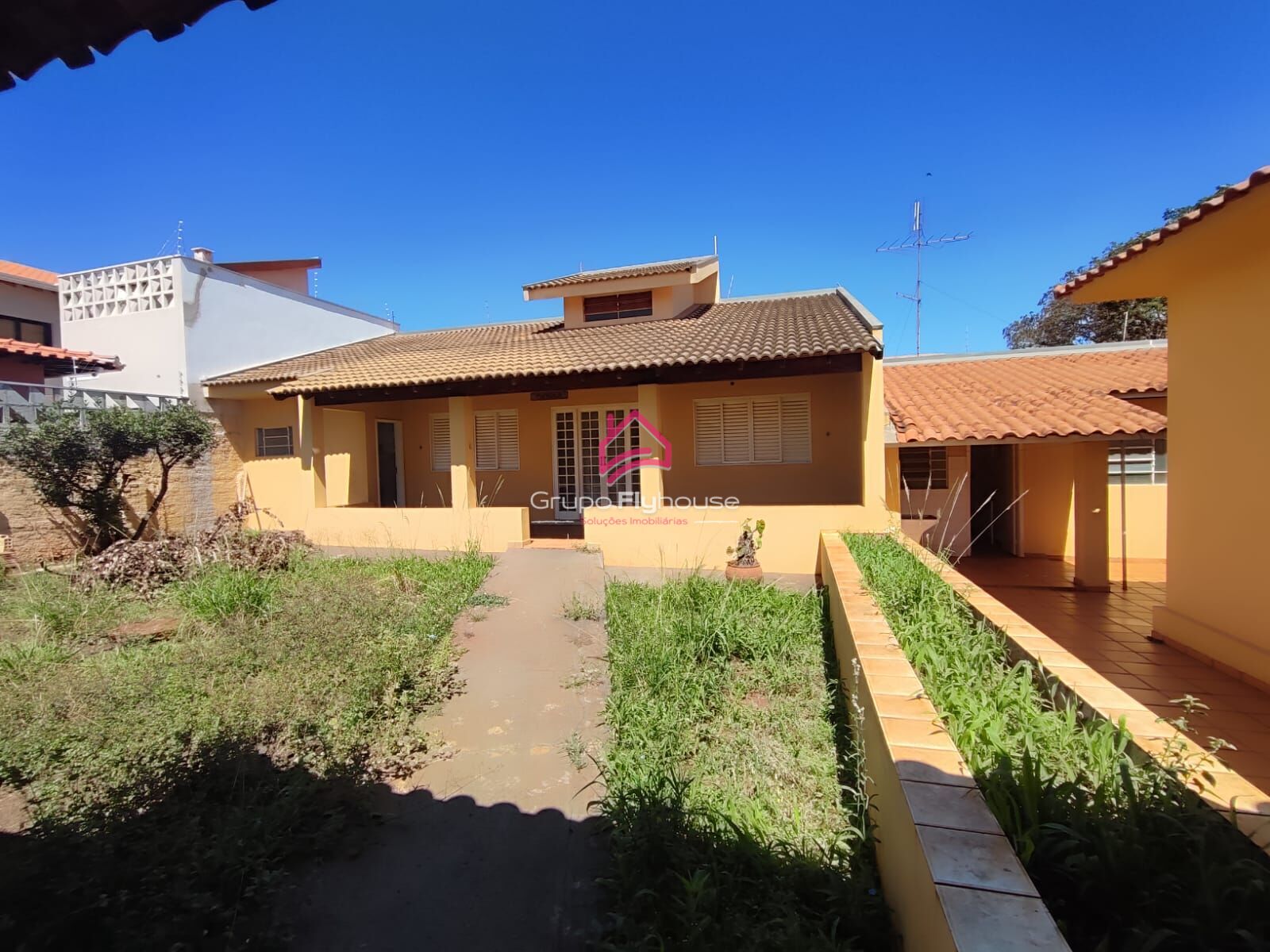 Casa para alugar com 4 quartos, 300m² - Foto 22