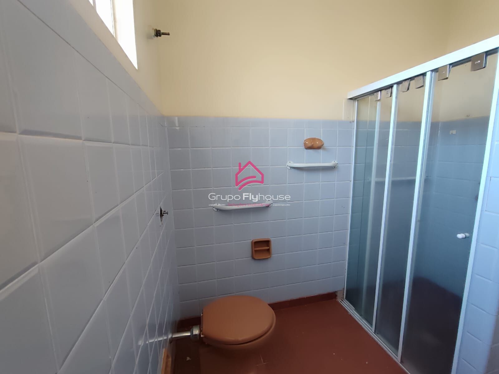 Casa para alugar com 4 quartos, 300m² - Foto 11