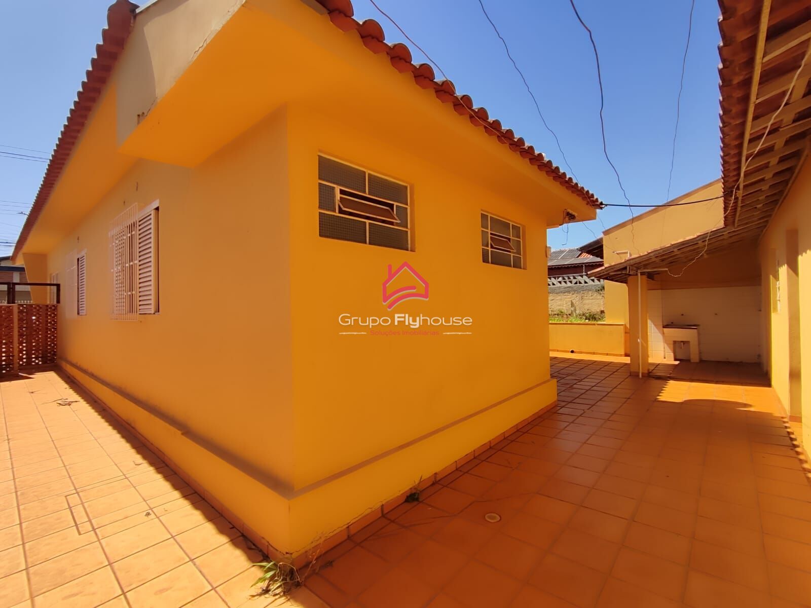 Casa para alugar com 4 quartos, 300m² - Foto 30